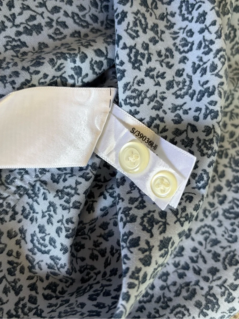 Banana Republic Blue Floral Button-Down Shirt